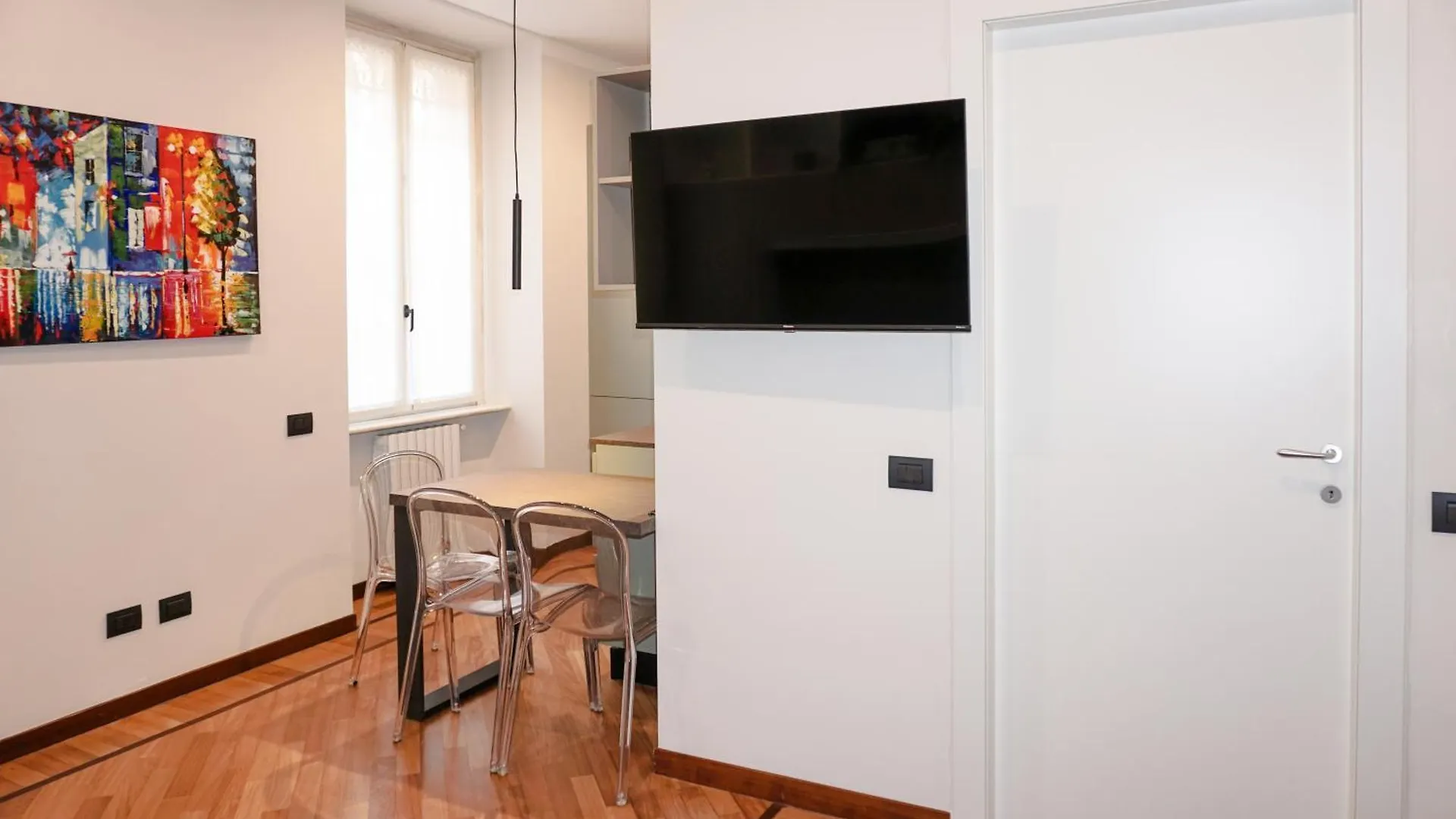 Private Apartment Near Duomo - M4 Santa Sofia Milan 0*,  Italy